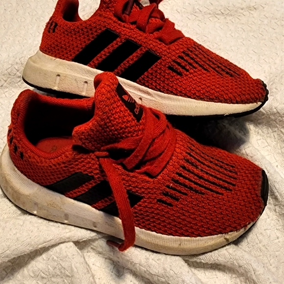 Adidas - Picture 2 of 2